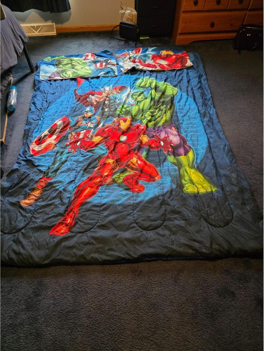 Marvel Avengers Twin Bedding Set Comforter Sheets Pillowcases Iron Man Hulk Capt